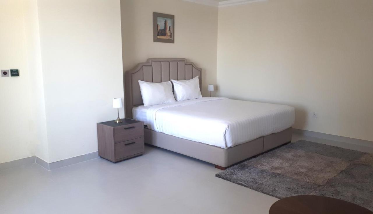 Magnum Hotel & Suites West Bay โดฮา ภายนอก รูปภาพ